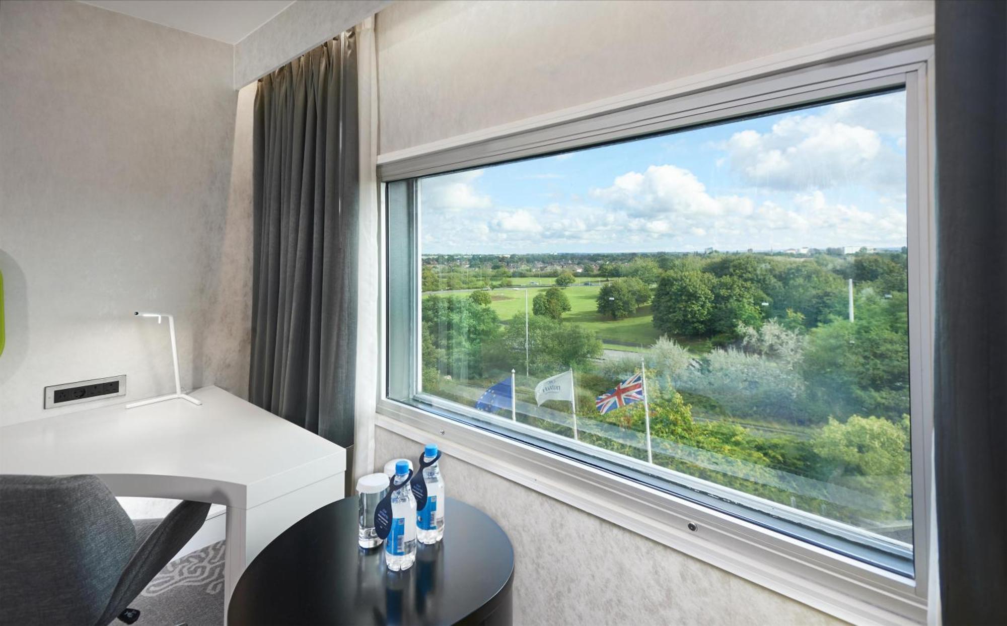 Executive Twin Room Lounge Access